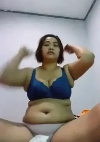 Cewek BH Biru Bilang Mau Tidur Malah Digenjot Nikmat