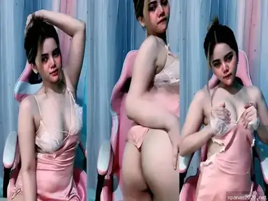 Vanya Remas Toket Gede Pantat Bulat Dientot